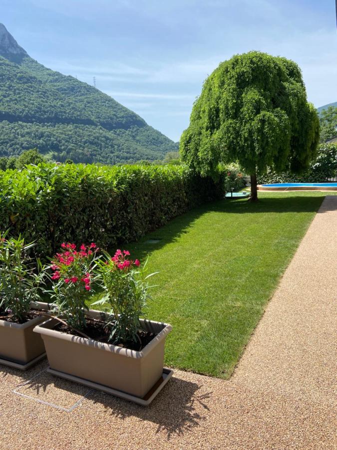 Maison Morandi Spinone Al Lago Bagian luar foto