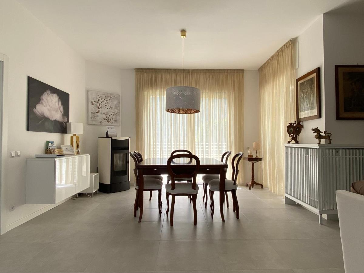 Maison Morandi Spinone Al Lago Bagian luar foto