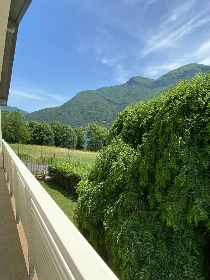 Maison Morandi Spinone Al Lago Bagian luar foto